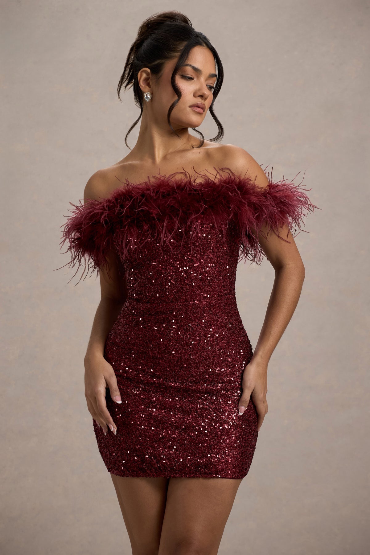 G&S Milano™ | Abito in paillettes con piume